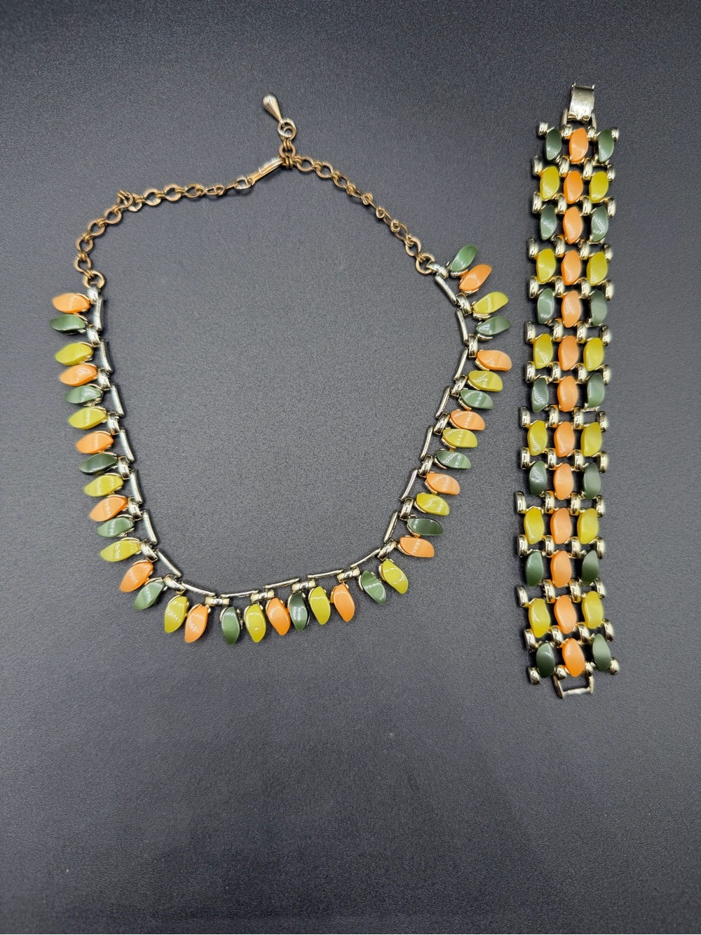 Vintage Claudette Thermoset Necklace Bracelet Set Green Orange Mid Century